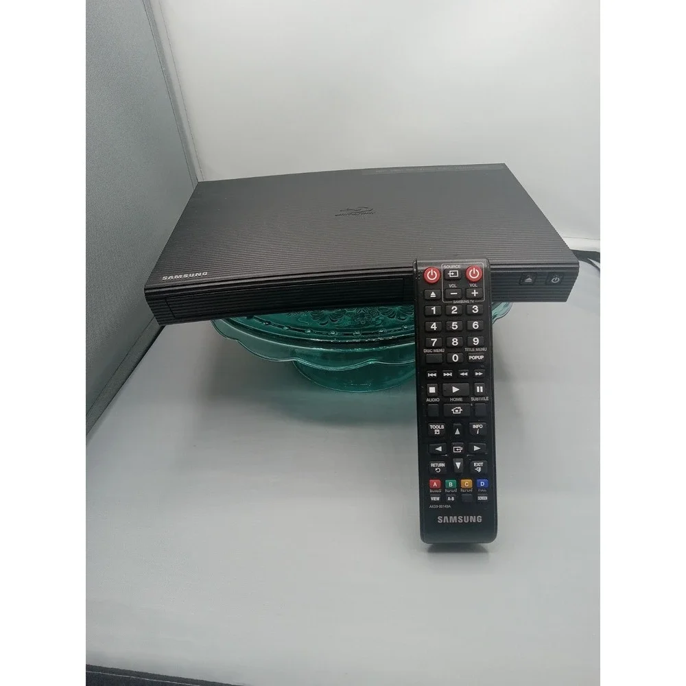 Samsung Wifi Smart Blu-Ray DVD Player BD-JM57C W/ Remote - Tested & Works